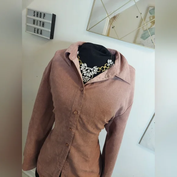 Pink button down shirt - Picture 8 of 9